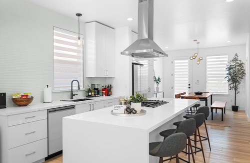 Midtown House | Modern Comfort at The Stoke House in Vibrant MidTown