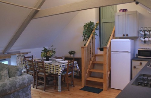 Michelcombe Cottage | Guest Rated 10/10: The Stone Barn Cottage - Pet Friendly Getaway