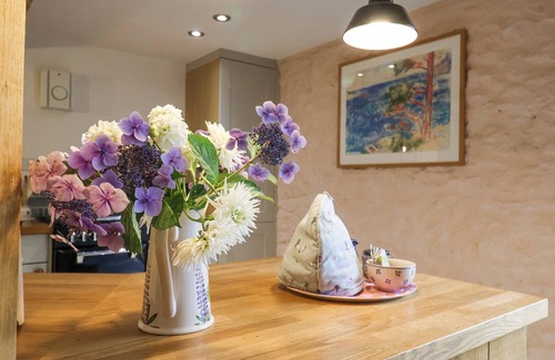 West Compton Cottage | Romantic Getaway at The Stone Barn in Bridport