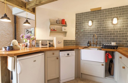 West Compton Cottage | Romantic Getaway at The Stone Barn in Bridport