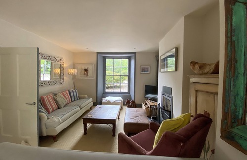 Christow House | Relax at The Stone House, Dartmoor with Hot Tub & Pool