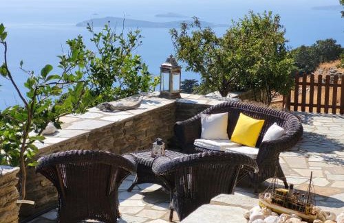 Kato Aprovatou Villa | Premier Stay at The Stone Lookout Villa - Rated 10/10