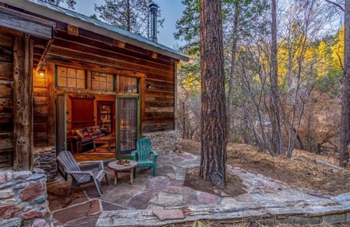 Santa Fe Cabin | Discover The Storybook Cabin: Pet-Friendly Retreat in Nature