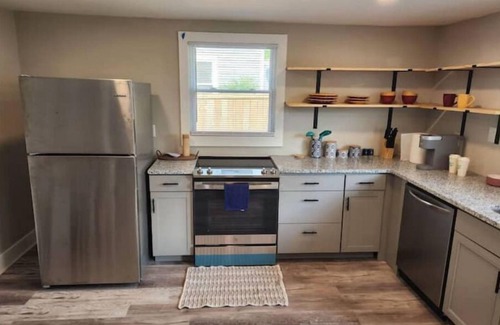 Huntsville House | Welcoming The Stovehouse: Family-Friendly Retreat Awaits