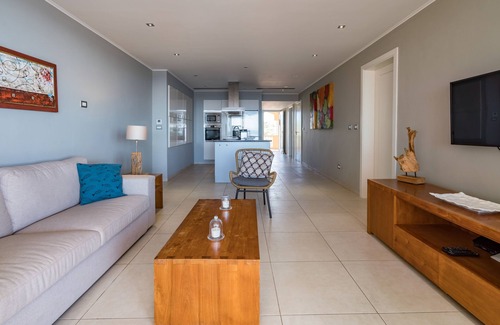 Nieuw Nederland Condo | Oceanfront Family Retreat with Pool and Hot Tub Awaits!