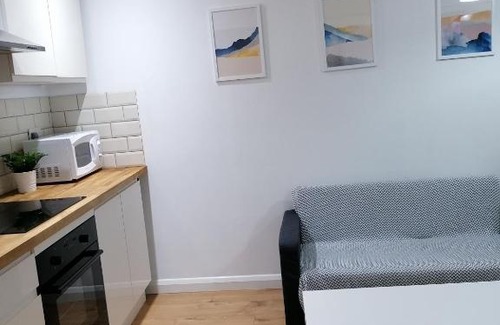 Highworth Apartment | Family-Friendly Getaway at The Studios - Reserve Your Stay!