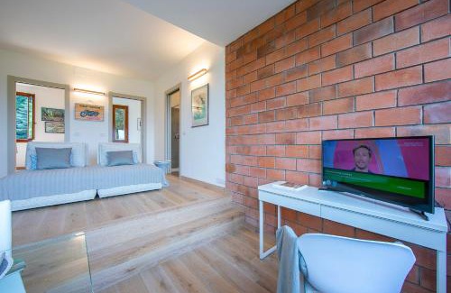 Cerro Apartment | Stylish Flat Near Cerro Beach - Pet & Child Friendly Stays