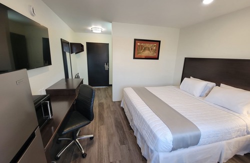 Minot Hotel | The Suite Inn