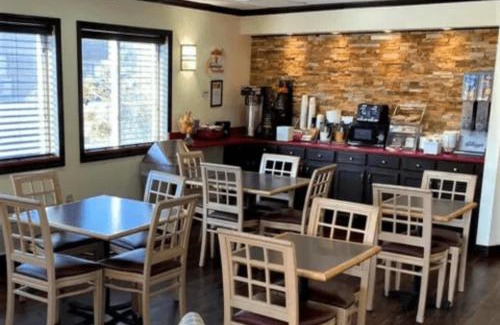 Monticello Hotel | The Sullivan Inn