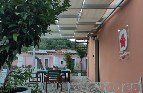 Pelekito House | Escape to The SummerHouse Project: Beachside Oasis Awaits