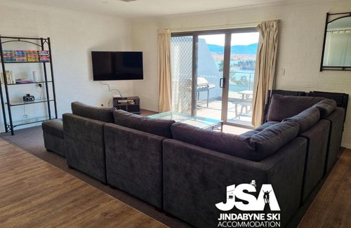 Jindabyne Apartment | Discover Family-Friendly Comfort at The Summit 15