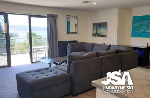 Jindabyne Apartment | Discover Family-Friendly Comfort at The Summit 15