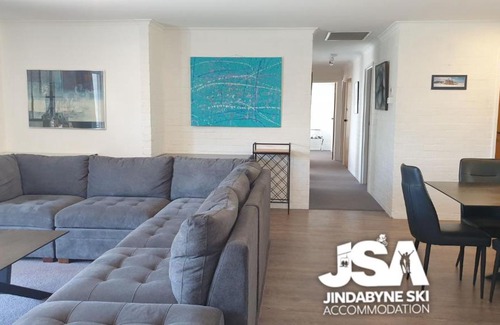 Jindabyne Apartment | Discover Family-Friendly Comfort at The Summit 15