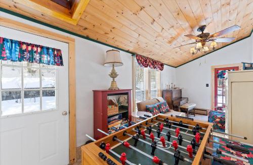 Adirondack House | Discover The Sun and Ski: Pet-Friendly Adirondack Retreat