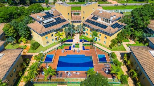 Smin House | Discover Sun Maravilhoso: Relax by the Oceanfront Pool