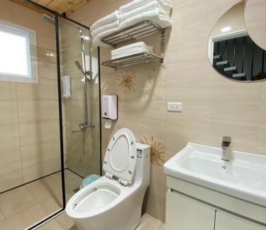 Budai House | Inviting The Sun Never Sets B&B with Hot Tub & Family Fun