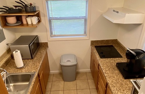 Burnet House | Pet-Friendly Getaway at The Sunflower House - Guest Rated 9.8
