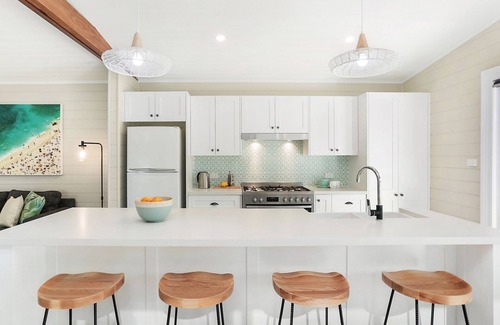 Currarong House | Experience the Sunhaven on Crookhaven with Oceanfront Bliss