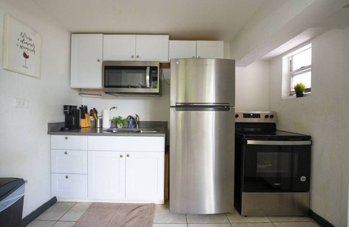 Allapattah House | The Sunny Spot Convenient Close airport & MIA
