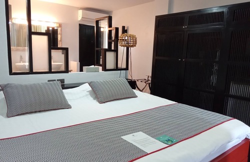 Taling Ngam Resort | Relax at The Sunset Beach Resort & Spa with Ocean Views