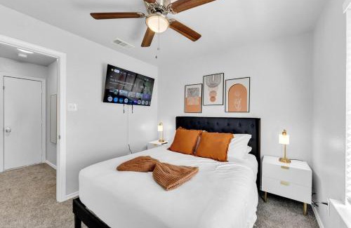 Glenn Heights House | The Sunset Suite 3Bd 2Bath Att Garage Pvt Yard