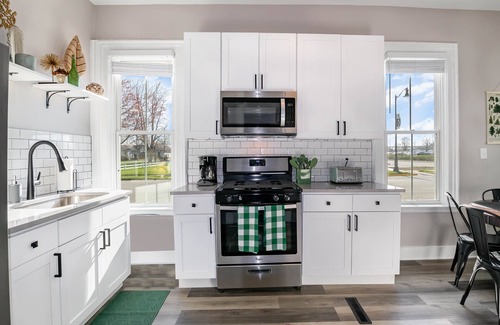 Michigan City Apartment | Experience The Sunshine House: Wild Woodlands Retreat!