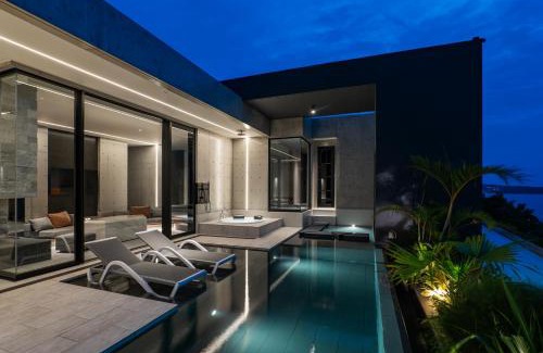 Motobu Villa | The superb hills
