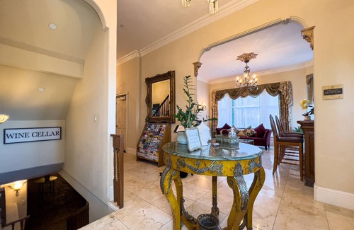 Salinas House | Oceanfront Escape in The Superior Room 209 with Pool