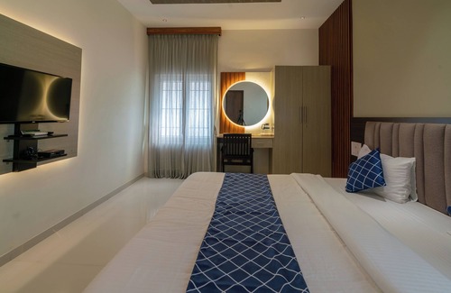 Pollachi Hotel | Budget-Friendly Stay at The Surryya Max Residency