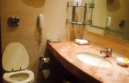 New Friends Colony Hotel | Discover The Suryaa New Delhi: 5-Star Comfort Awaits