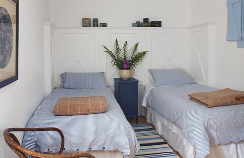Roscoe House | Experience Oceanfront Bliss at The Swallow Loft