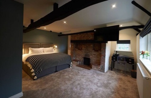 Forest Row Hotel | Discover The Swan at Forest Row - 4-Star Family Retreat