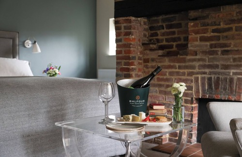 Forest Row Hotel | Discover The Swan at Forest Row - 4-Star Family Retreat