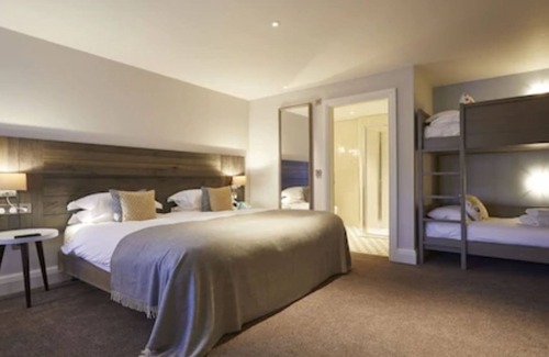 Streatley Hotel | Relaxing Retreat at The Swan at Streatley – 4-Star Escape