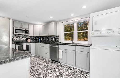 Swannanoa House | The Swannanoa Suite