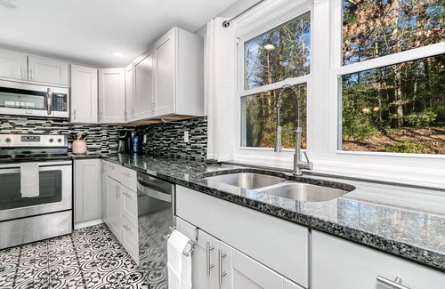 Swannanoa House | The Swannanoa Suite