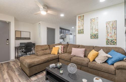 East Point House | Discover Sweet Creek Villas: Rated 8.2/10 by Guests