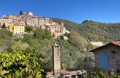 Carrara Apartment | The Sweet home close to castle- Ameglia 19031 - Via Avenza