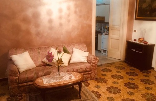 Secondigliano Apartment | Charming Retreat at The Sweet Stop - Ideal for Families