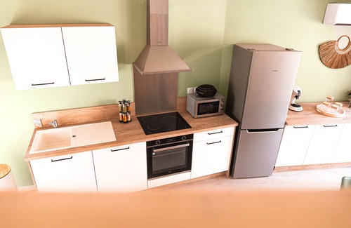 Saint-Paul-Trois-Chateaux Apartment | The Tourmaline Duplex