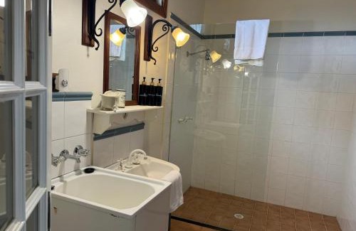 Greta Hotel | Rated 10/10: The Table Guest House with Pet-Friendly Perks