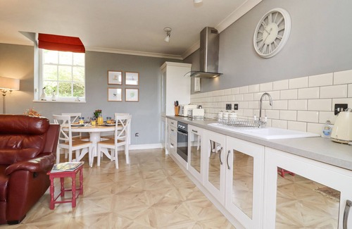 Lydney Cottage | Discover The Tack Room: Pet-Friendly Holiday Cottage