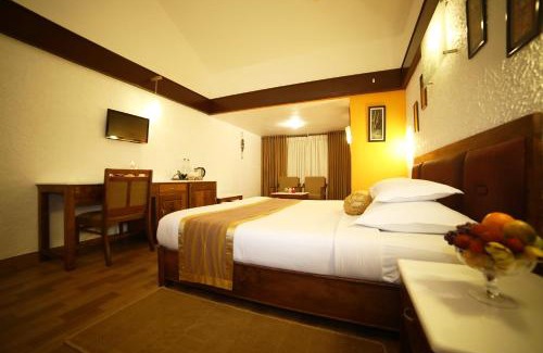 Devikolam Resort | Inviting Getaway at The Tall Trees with Spa & Dining