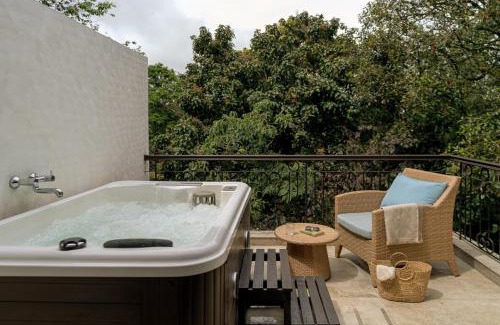 Kodaikanal Resort | Elegant The Tamara Kodai: Oceanfront Stay with Spa & Pool