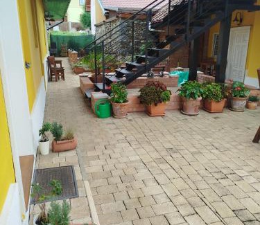 Betliar Apartment | Pet-Friendly Getaway at The Tasty Rooms - Rated 9.3/10