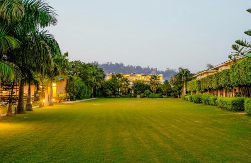 Ramnagar Hotel | Relax at The Tattwaa Corbett Spa & Retreat - 4-Star Oasis
