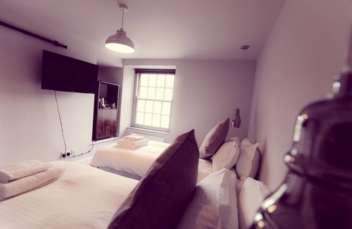 Milnthorpe Hotel | Discover The Tavern: A 4-Star Family-Friendly Retreat