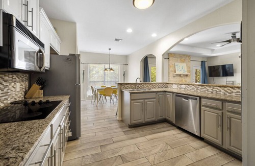 Cardinal Hills Estates House | Experience The Teal Door: Pool, Hot Tub & Lake Views!