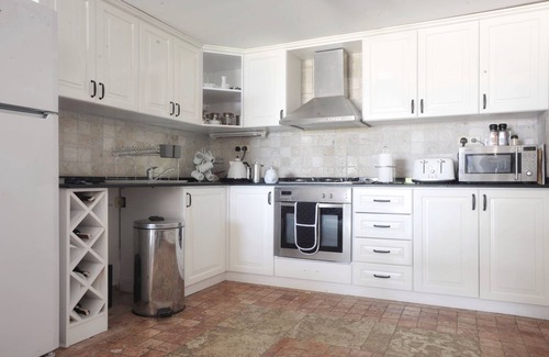 Kalkan Apartment | Immaculate Oceanfront Apartment with Pool & Breakfast