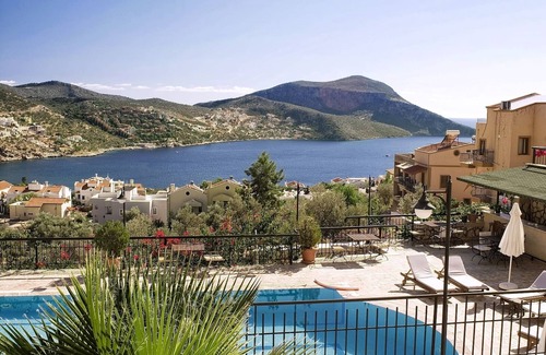 Kalkan Apartment | Immaculate Oceanfront Apartment with Pool & Breakfast
